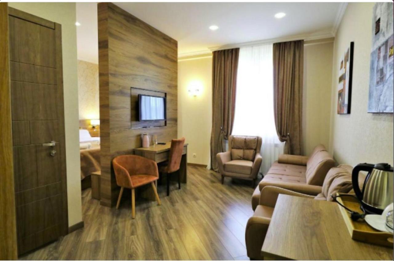 Sunset Tbilisi Luxury Aparthotel Экстерьер фото