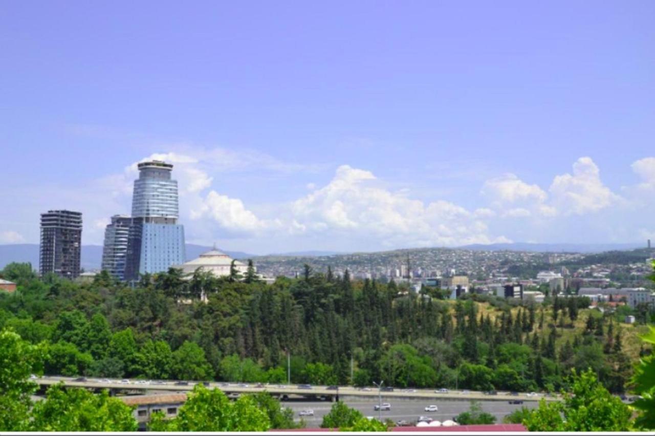 Sunset Tbilisi Luxury Aparthotel Экстерьер фото
