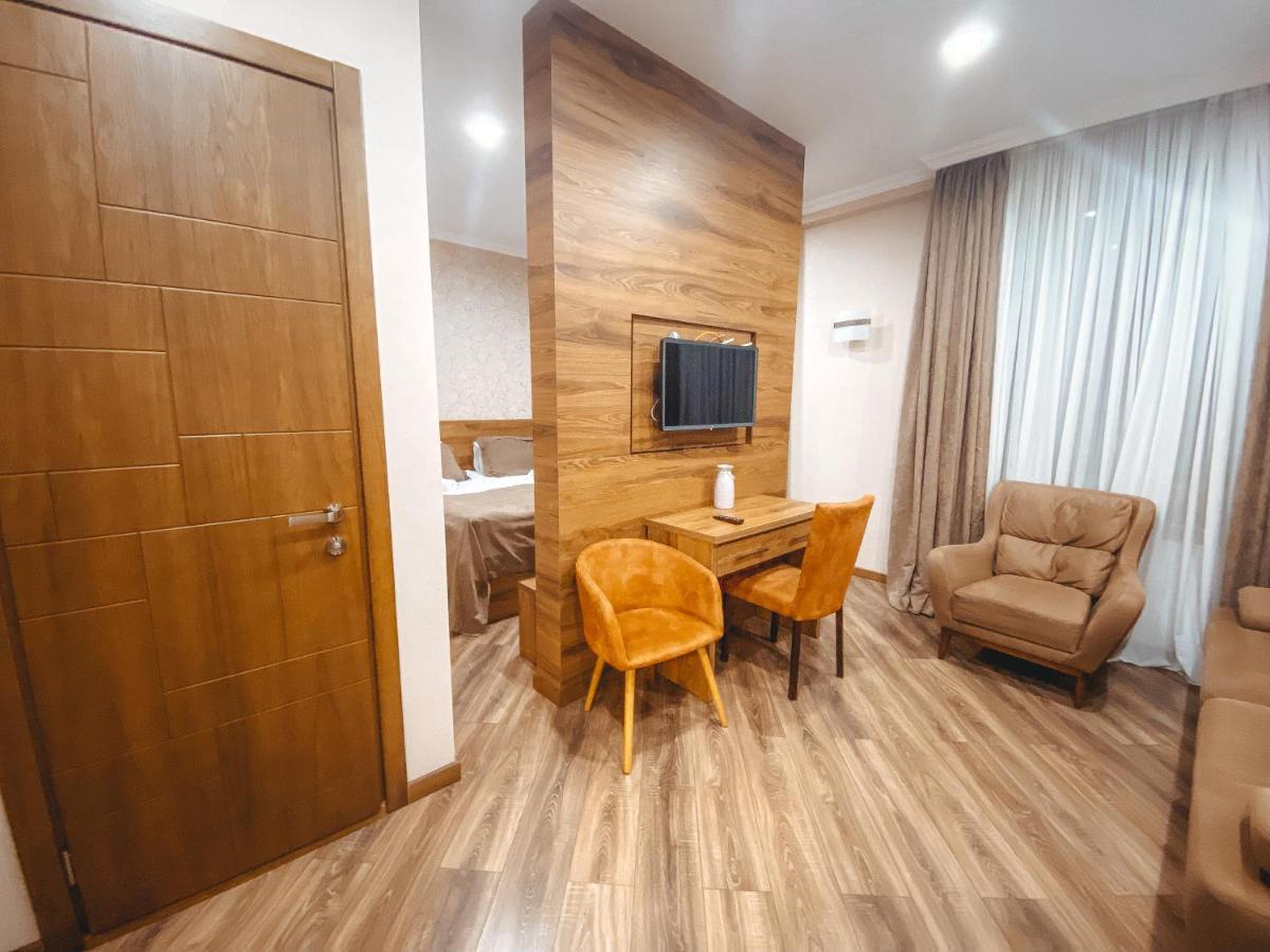 Sunset Tbilisi Luxury Aparthotel Экстерьер фото